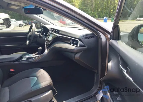 2018 Toyota Camry Le from USA, damaged, VIN 4T1B11HK2JU112256